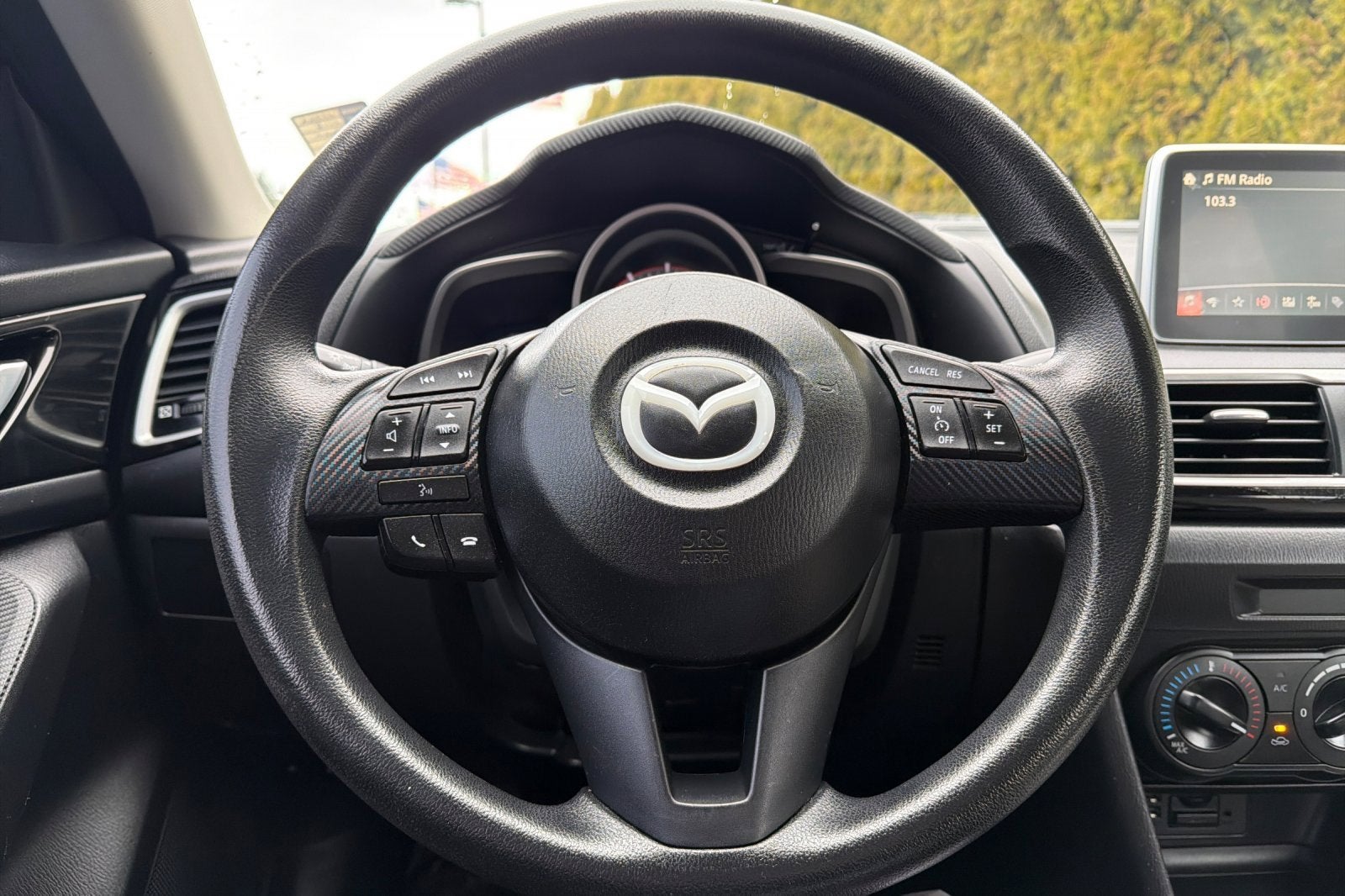 2015 Mazda Mazda3 i Sport