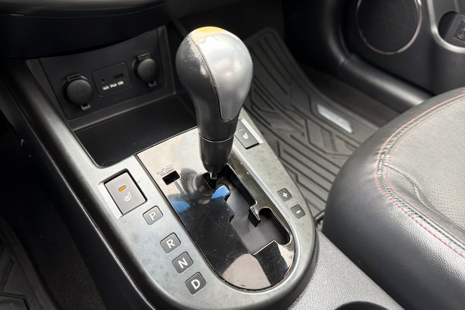 2010 Kia Forte Koup SX