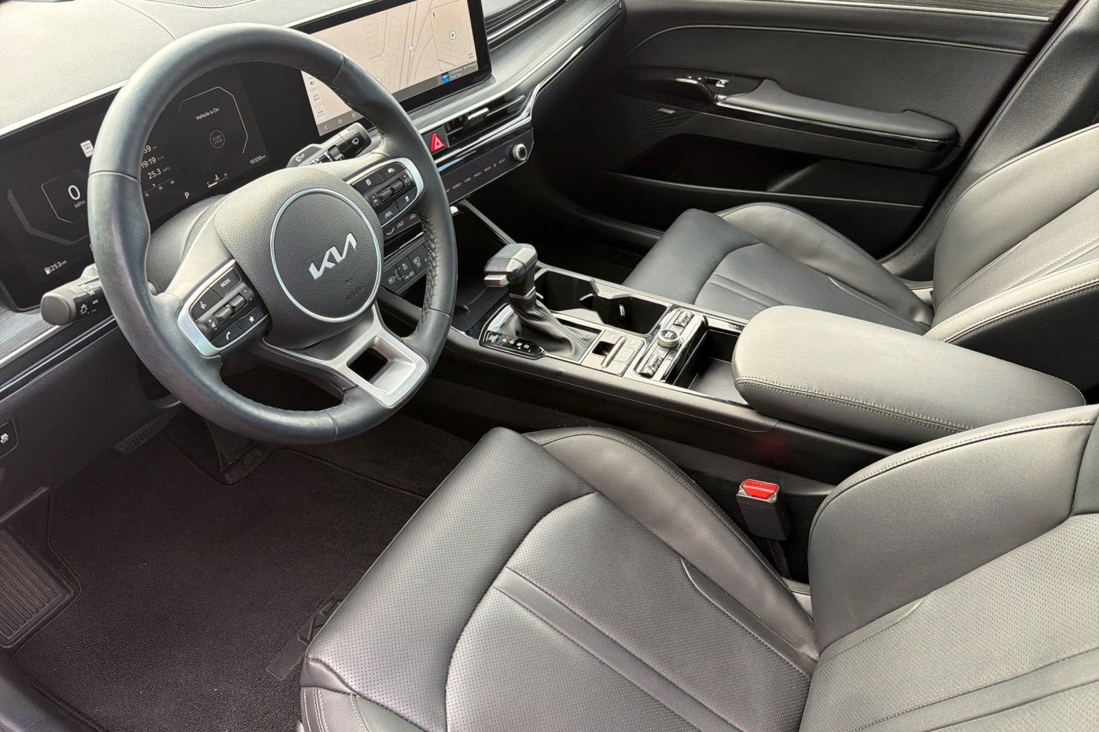 2025 Kia K5 EX