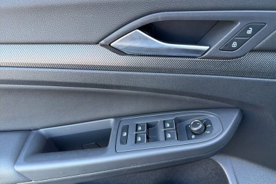 2025 Volkswagen Golf GTI SE