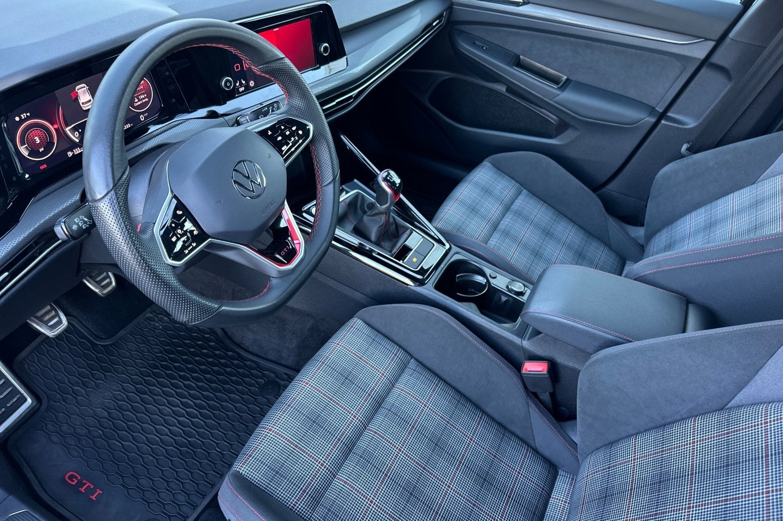 2024 Volkswagen Golf GTI 380 S