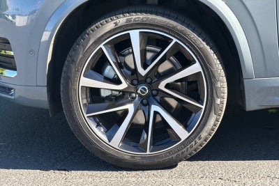 2023 Volvo XC90 Plus