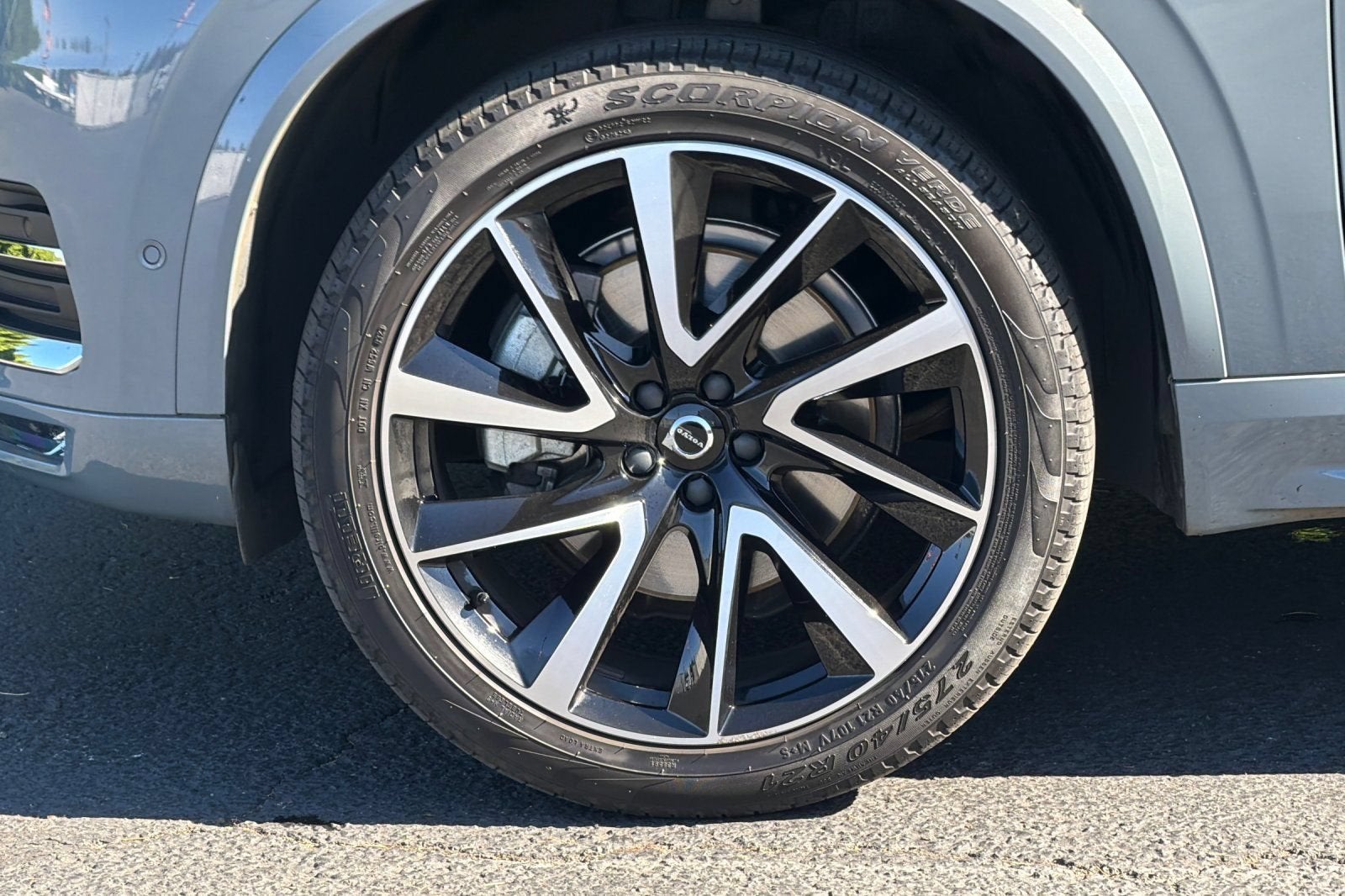 2023 Volvo XC90 Plus