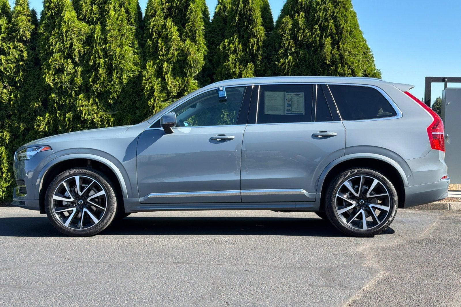 2023 Volvo XC90 Plus