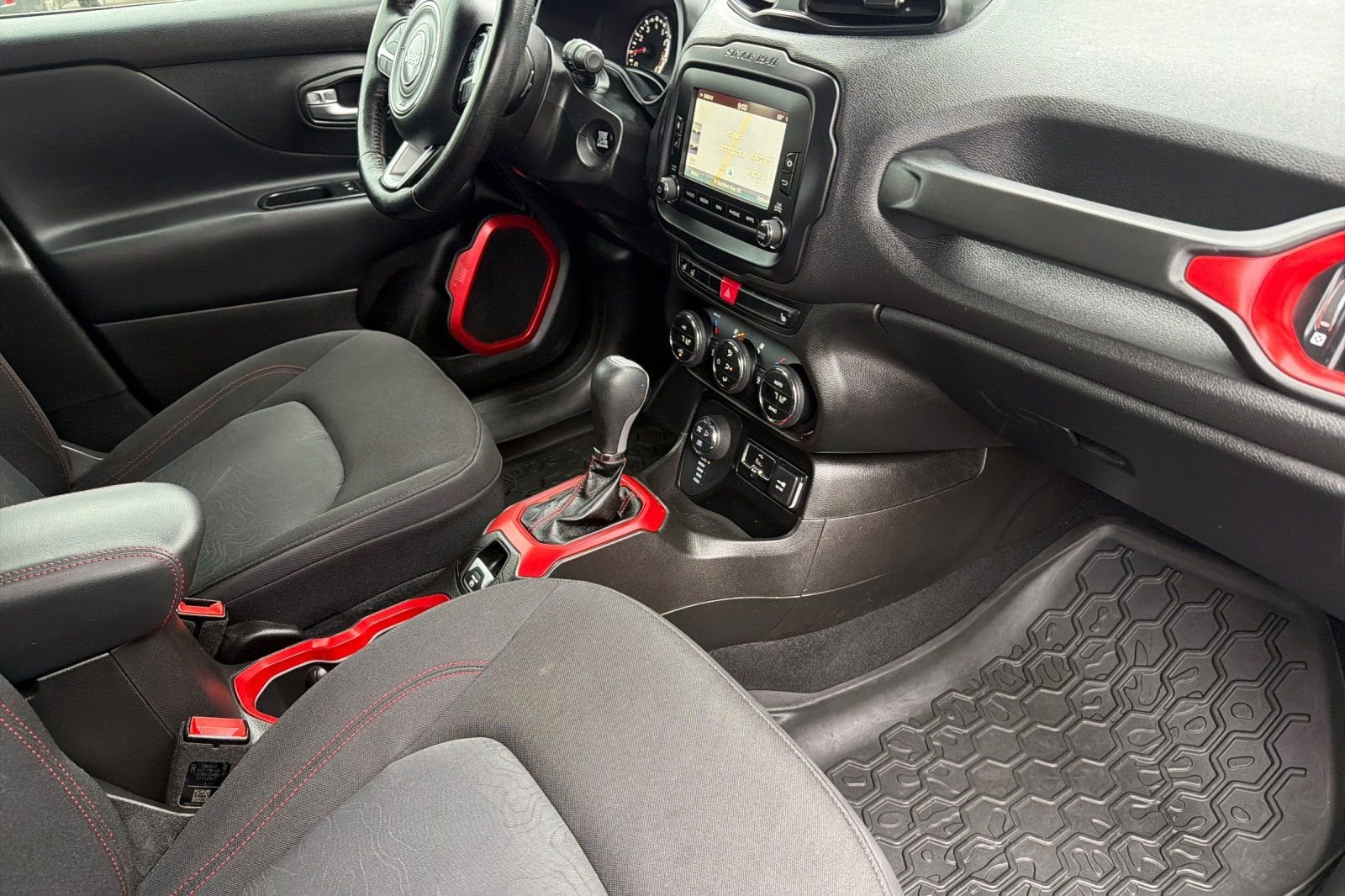 2017 Jeep Renegade Trailhawk