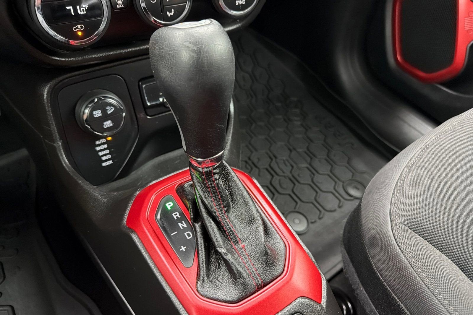 2017 Jeep Renegade Trailhawk