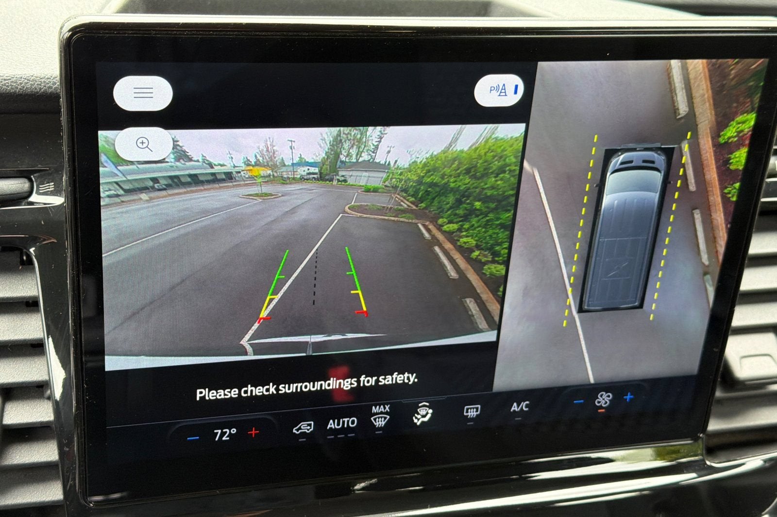 2023 Ford Transit Passenger Wagon XL