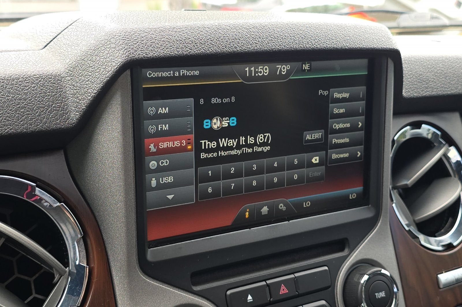 2015 Ford Super Duty F-350 SRW Platinum
