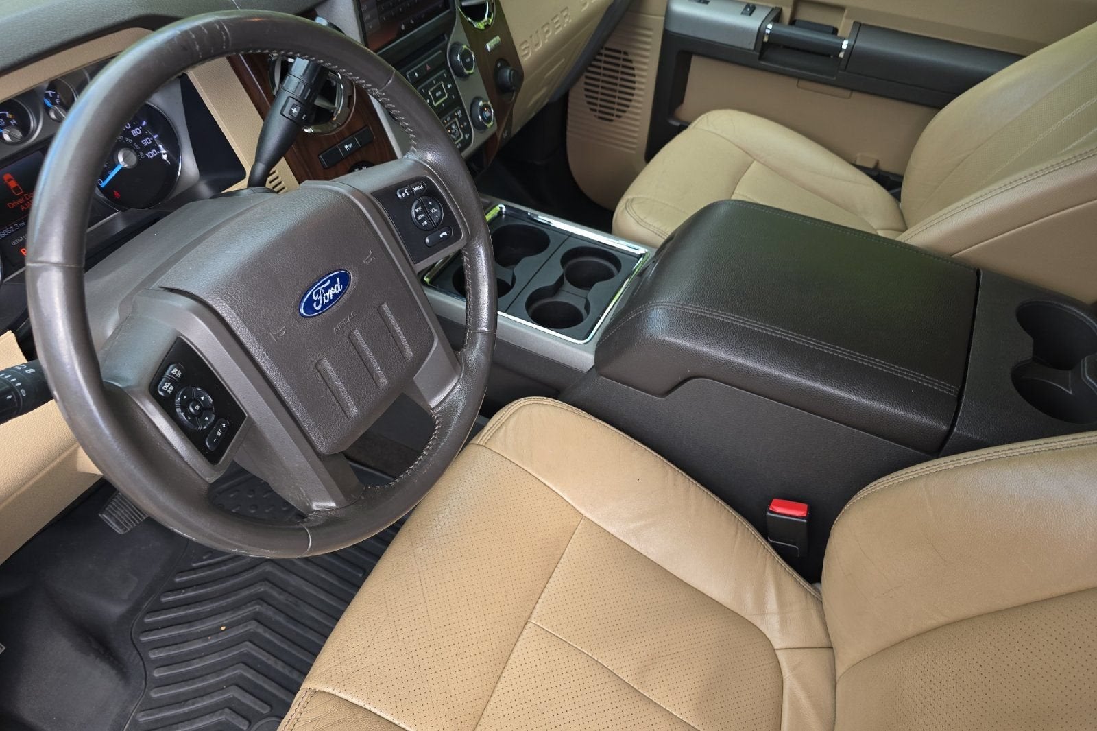 2013 Ford Super Duty F-350 SRW Platinum