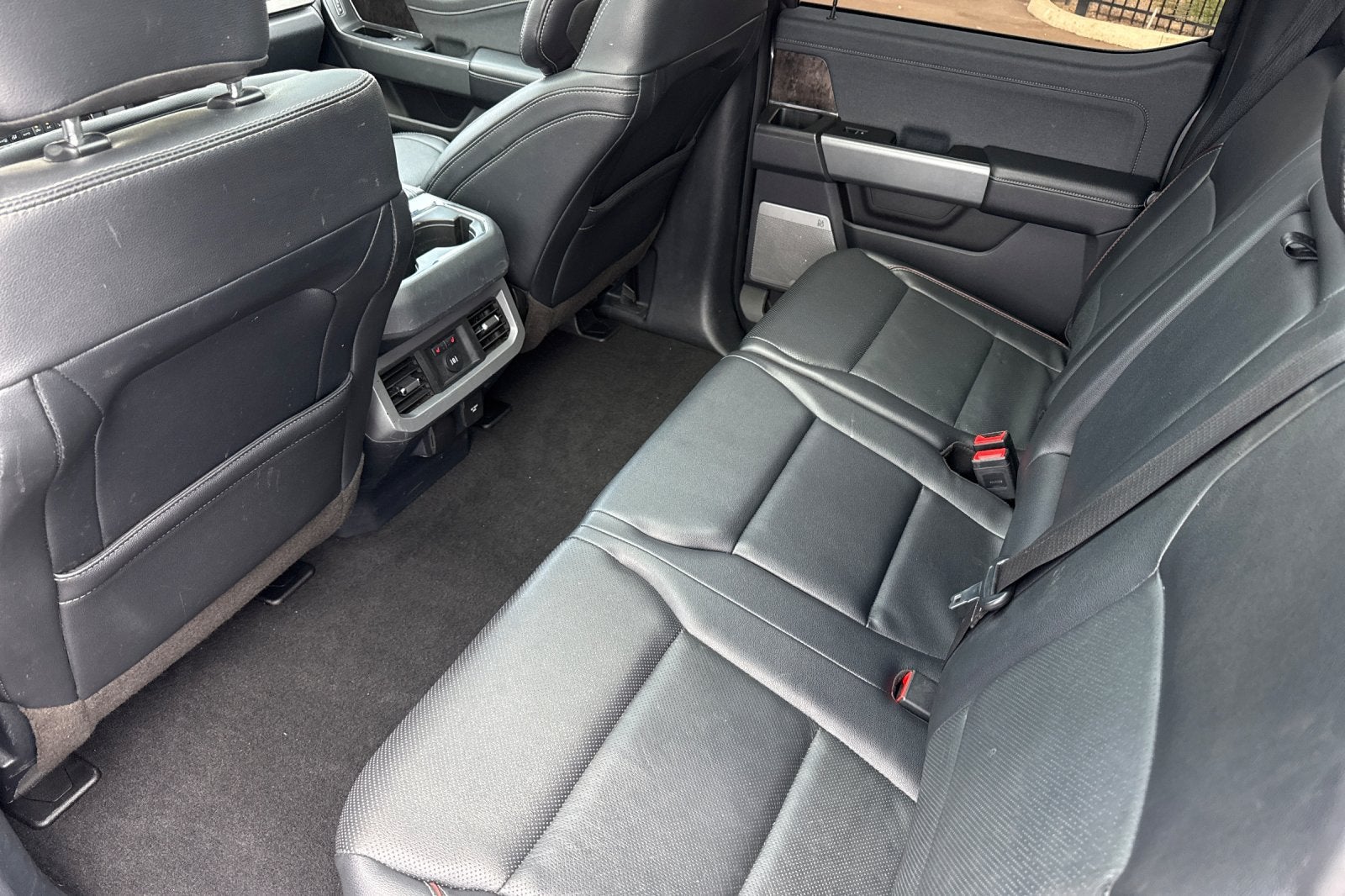 2023 Ford Super Duty F-350SD Lariat