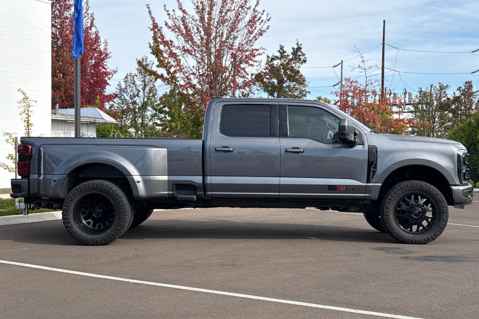 2023 Ford Super Duty F-350SD Lariat