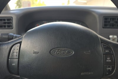 2001 Ford Super Duty F-250 XL