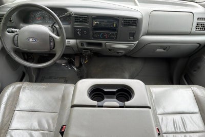 2004 Ford Super Duty F-350 SRW XL