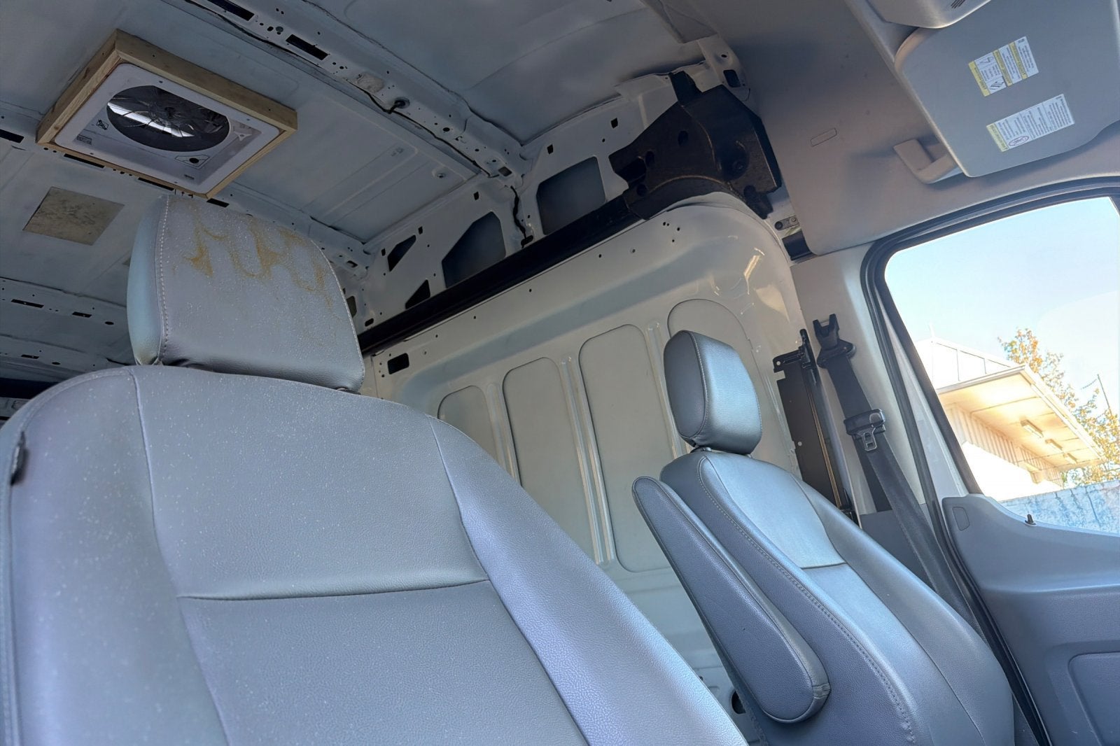 2017 Ford Transit Van T-250 148 HI RF S