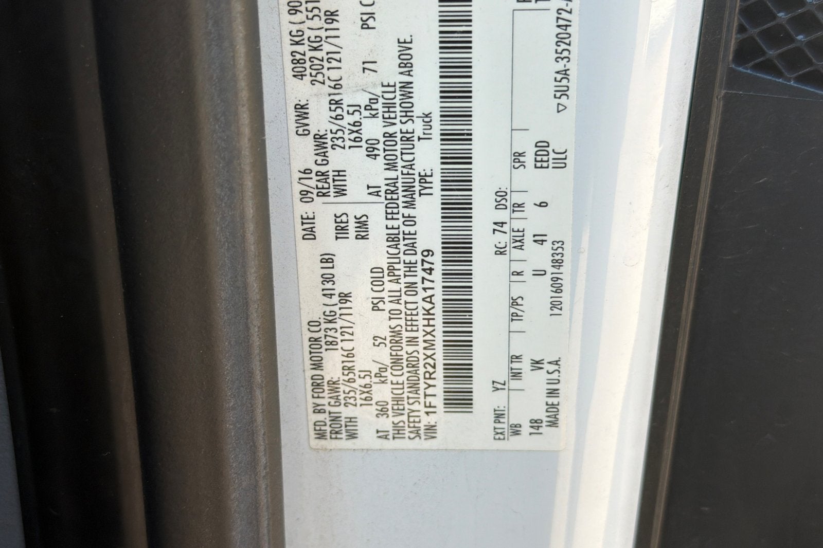 2017 Ford Transit Van T-250 148 HI RF S