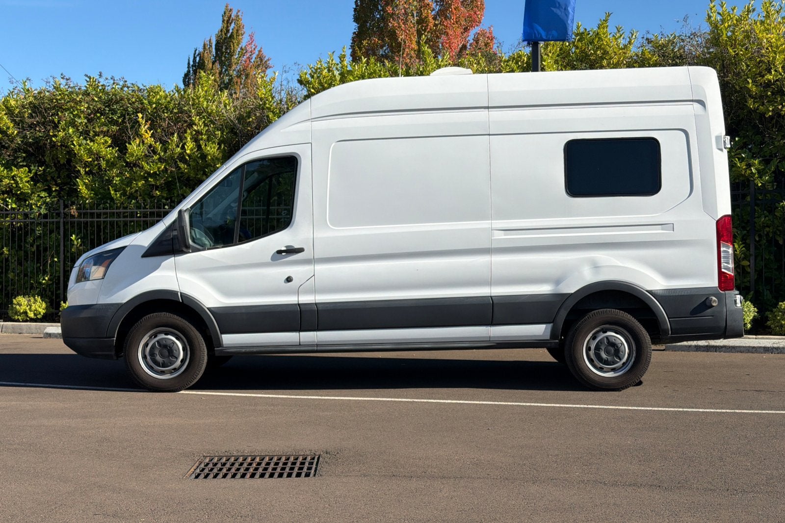 2017 Ford Transit Van T-250 148 HI RF S