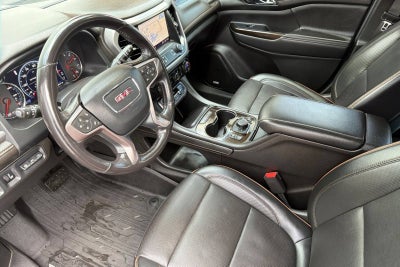 2022 GMC Acadia AT4
