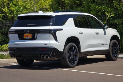 2025 Chevrolet Traverse RS