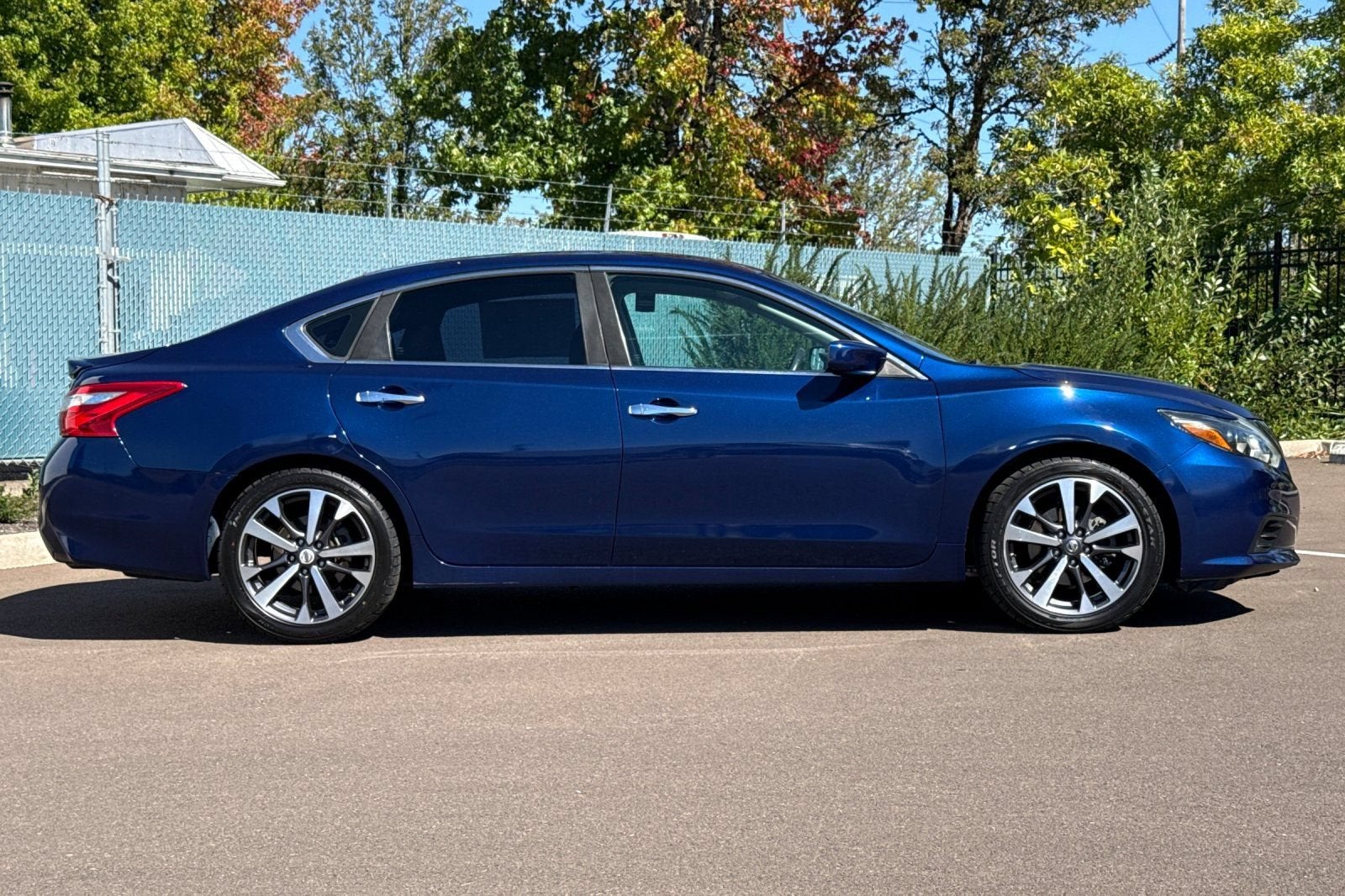 2016 Nissan Altima 2.5 SR