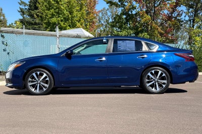 2016 Nissan Altima 2.5 SR