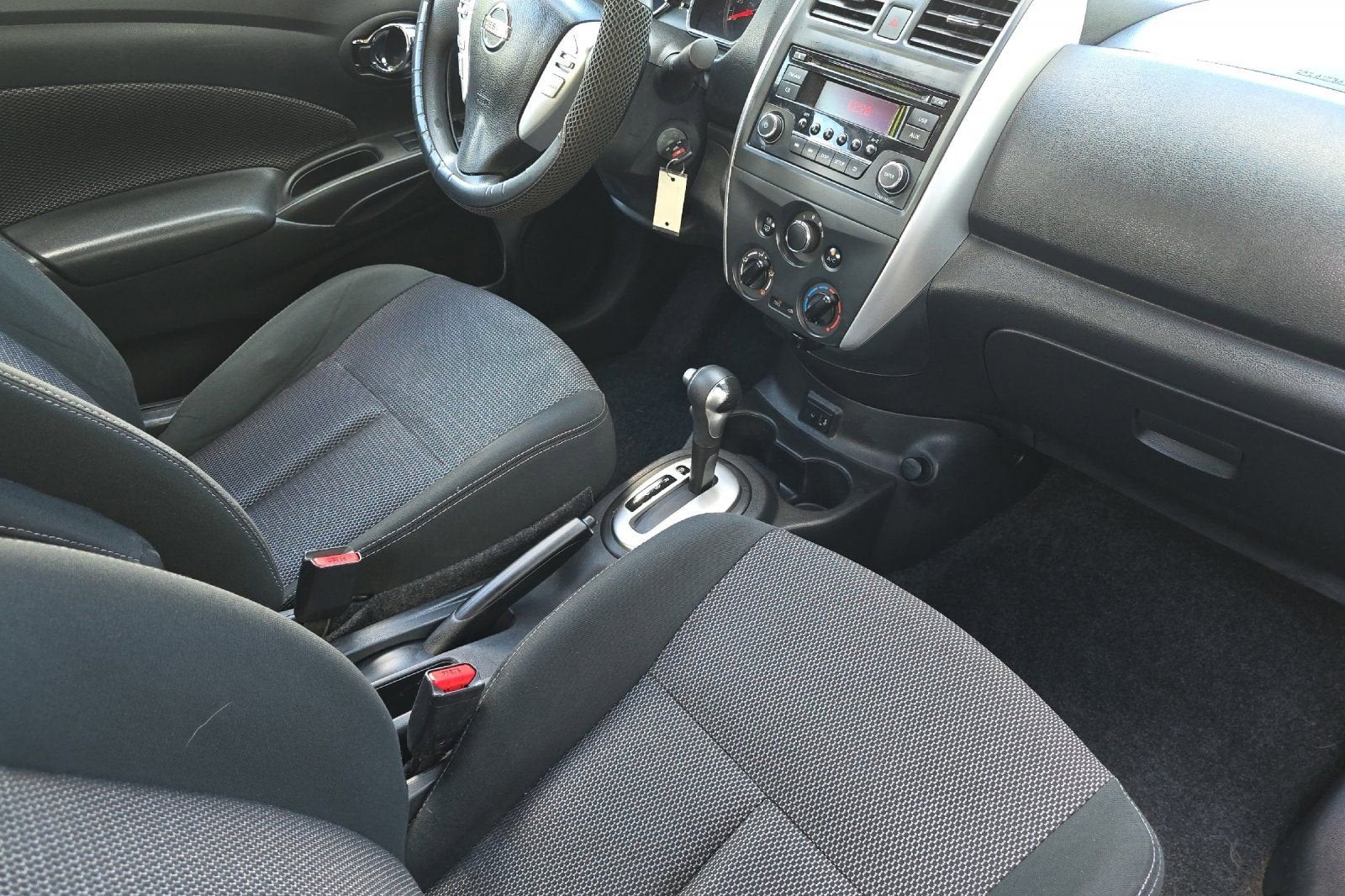 2017 Nissan Versa Sedan SV