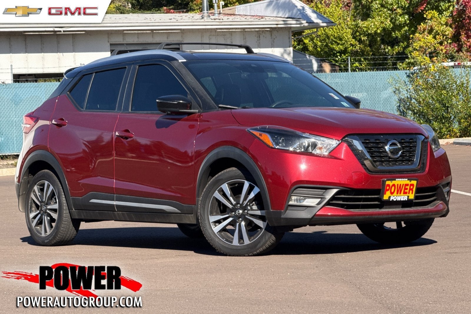 2020 Nissan Kicks SR
