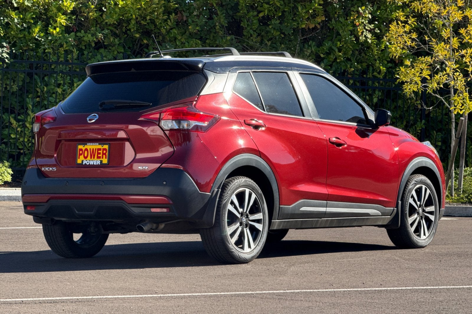 2020 Nissan Kicks SR