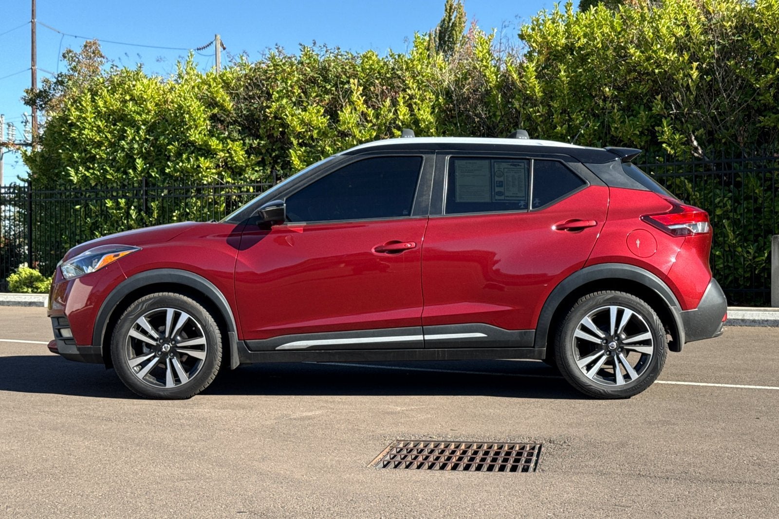 2020 Nissan Kicks SR