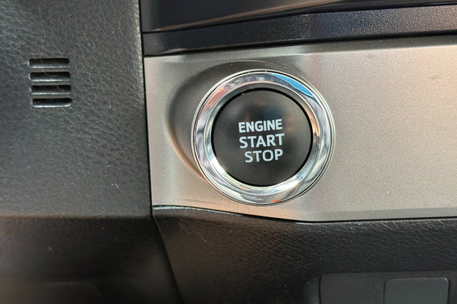 2023 Toyota Tacoma 2WD SR5