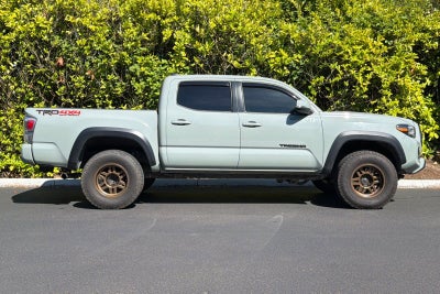 2022 Toyota Tacoma 4WD SR