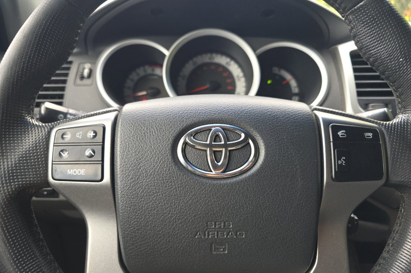 2013 Toyota Tacoma DBL CAB 4WD V6 AT