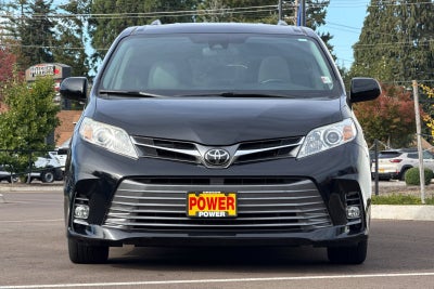 2019 Toyota Sienna XLE Auto Access Seat