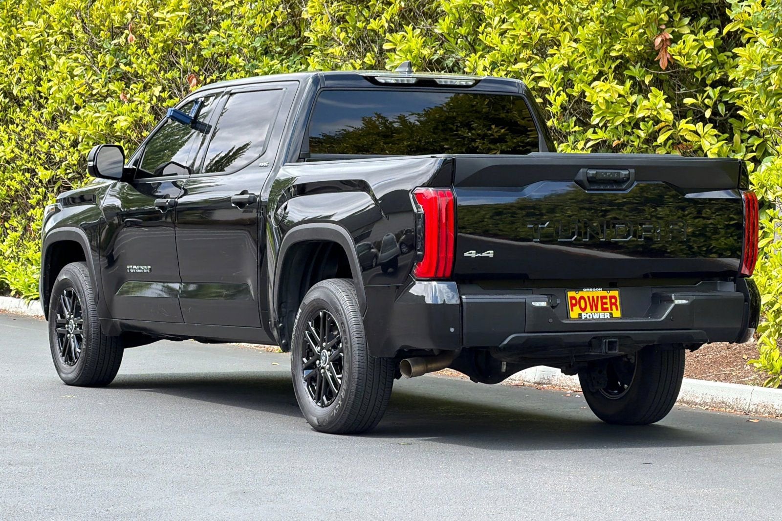 2024 Toyota Tundra 4WD SR5