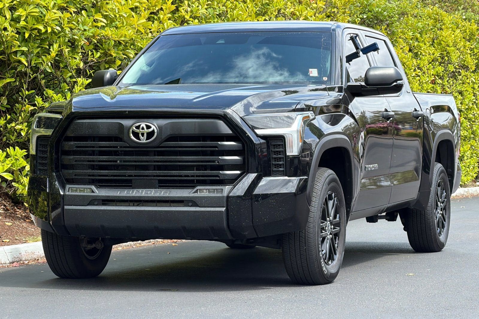 2024 Toyota Tundra 4WD SR5