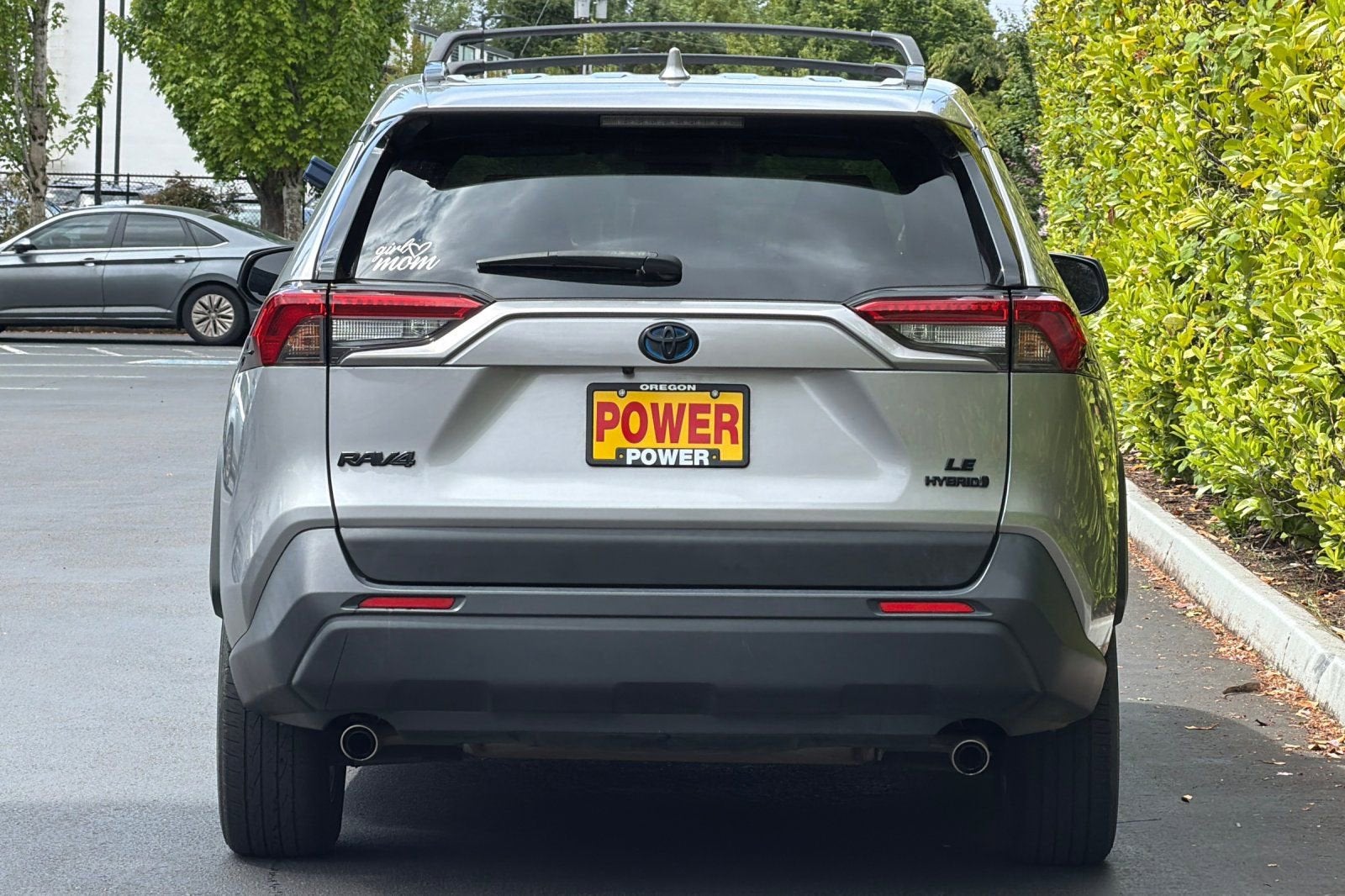 2022 Toyota RAV4 Hybrid LE