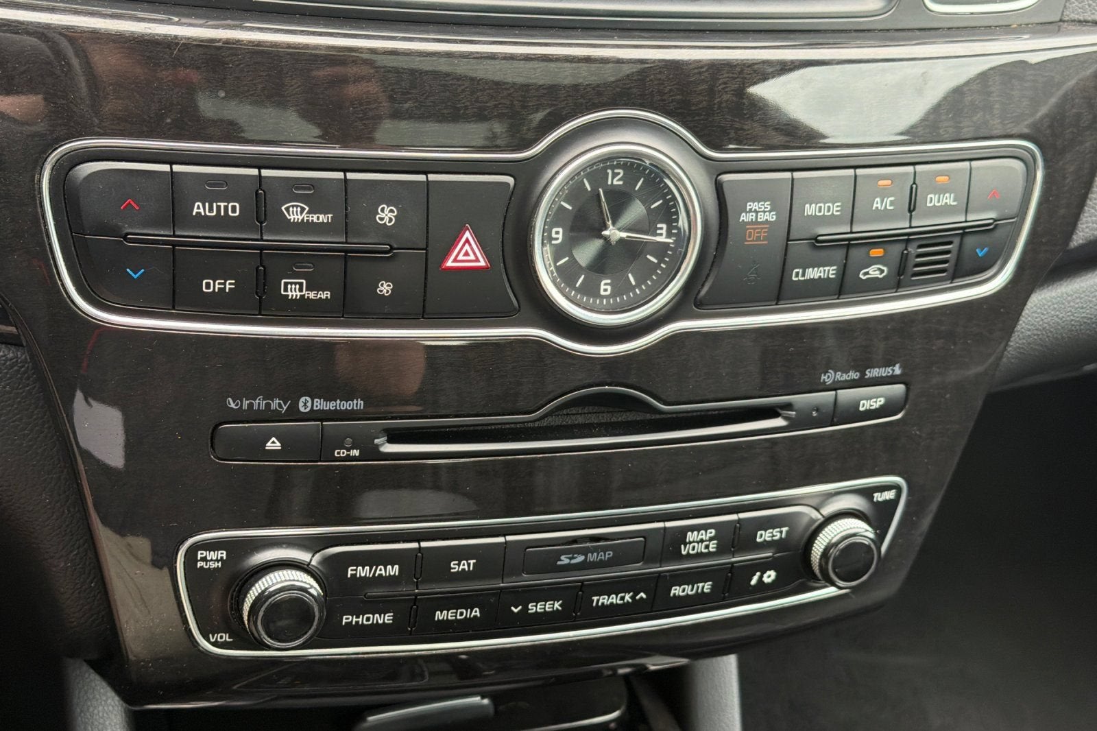 2015 Kia Cadenza Premium