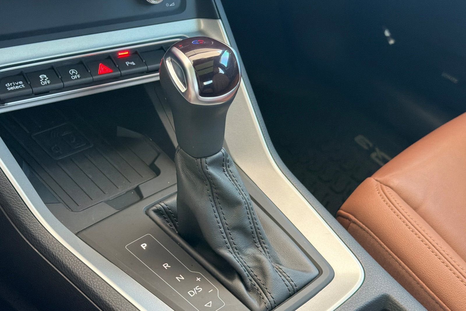 2024 Audi Q3 S line Premium Plus