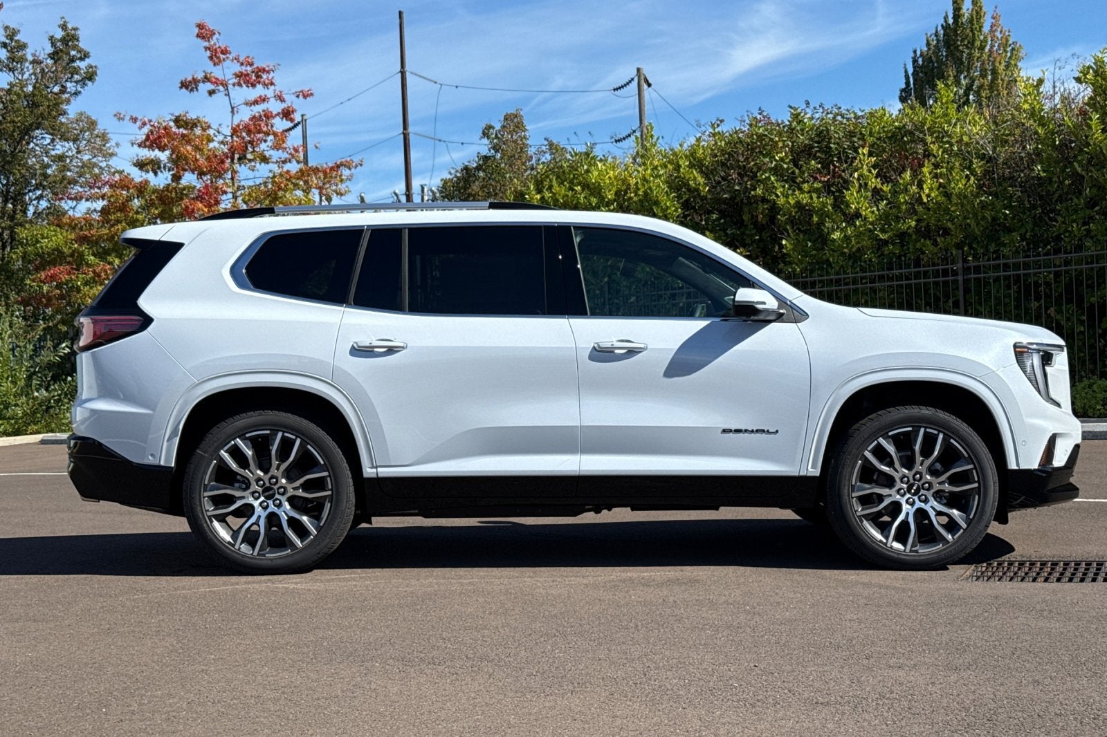 2027 GMC Acadia Denali Ultimate