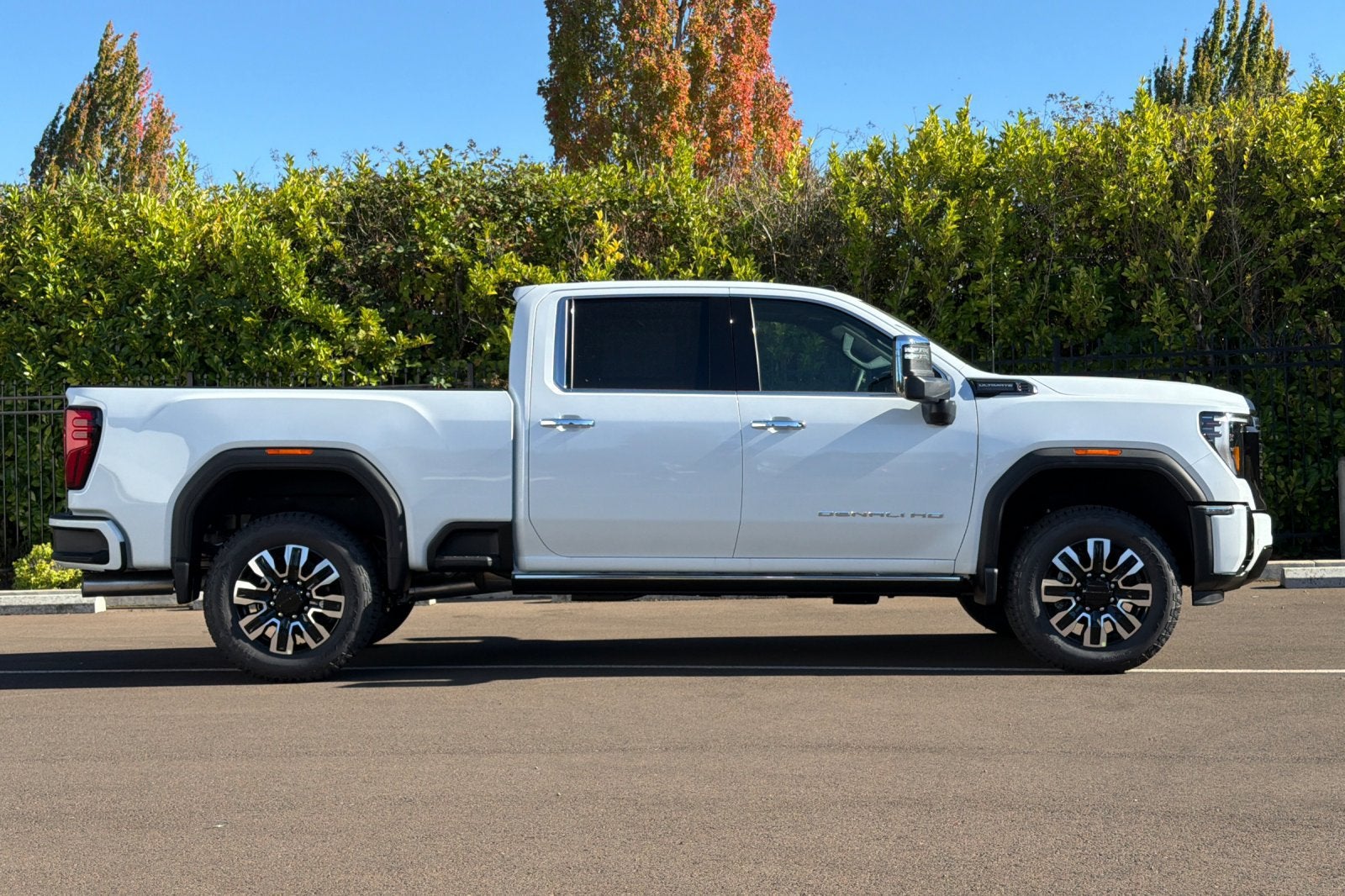 2026 GMC Sierra 3500 HD Denali Ultimate