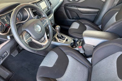 2017 Jeep Cherokee Sport
