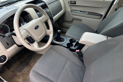 2010 Ford Escape XLS