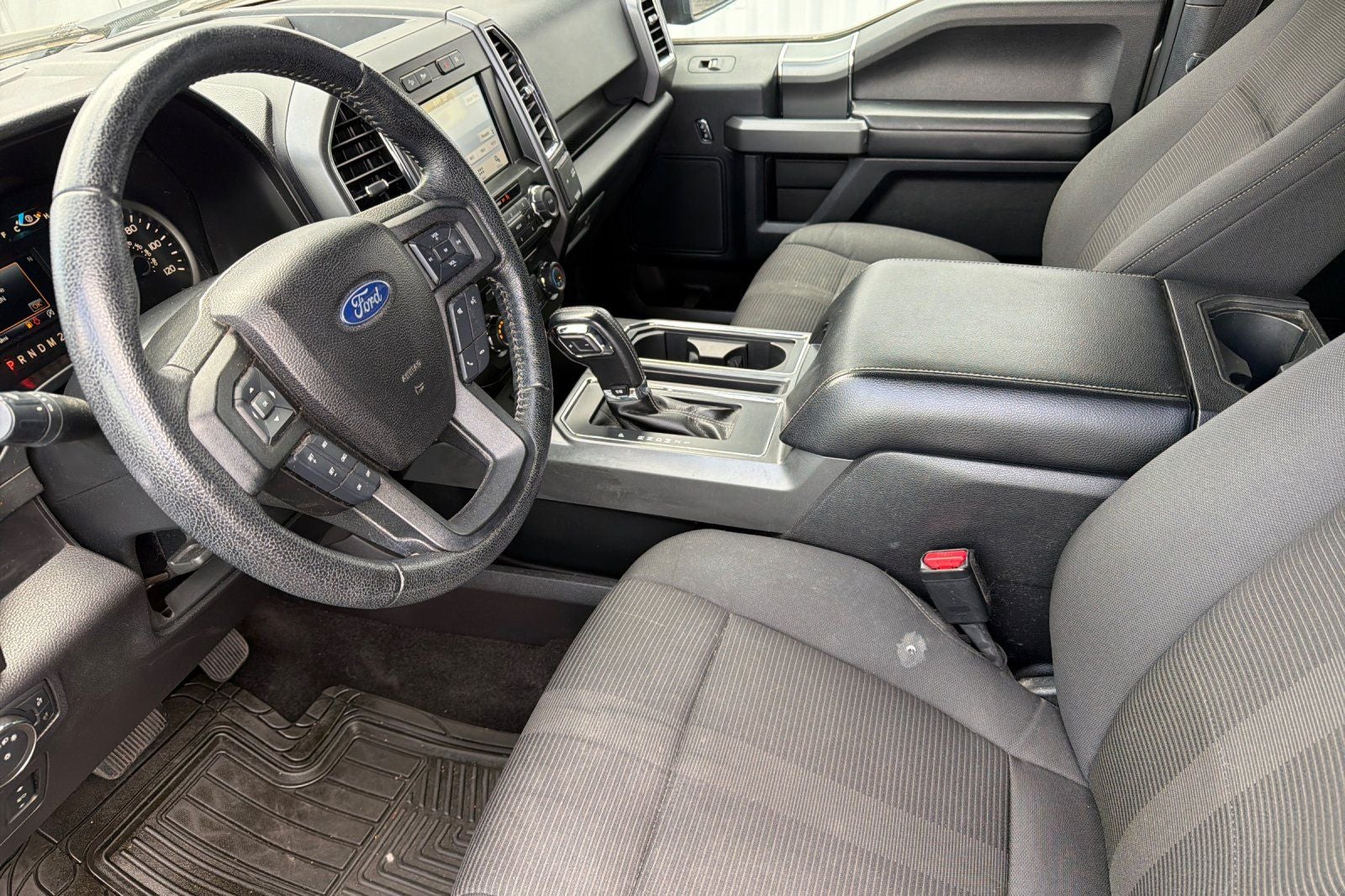 2016 Ford F-150 Base