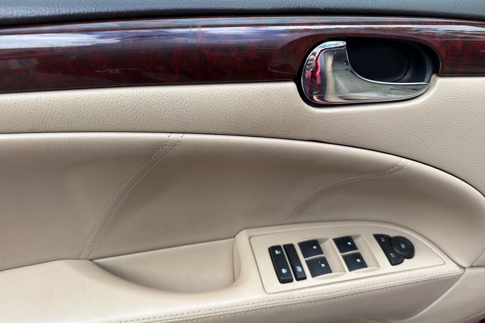 2010 Buick Lucerne CX
