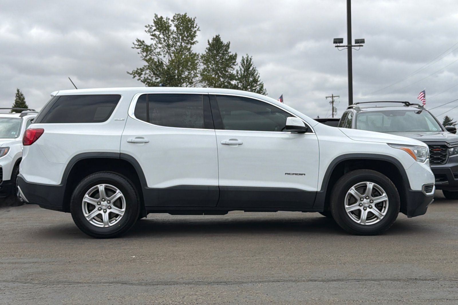 2019 GMC Acadia SLE-1
