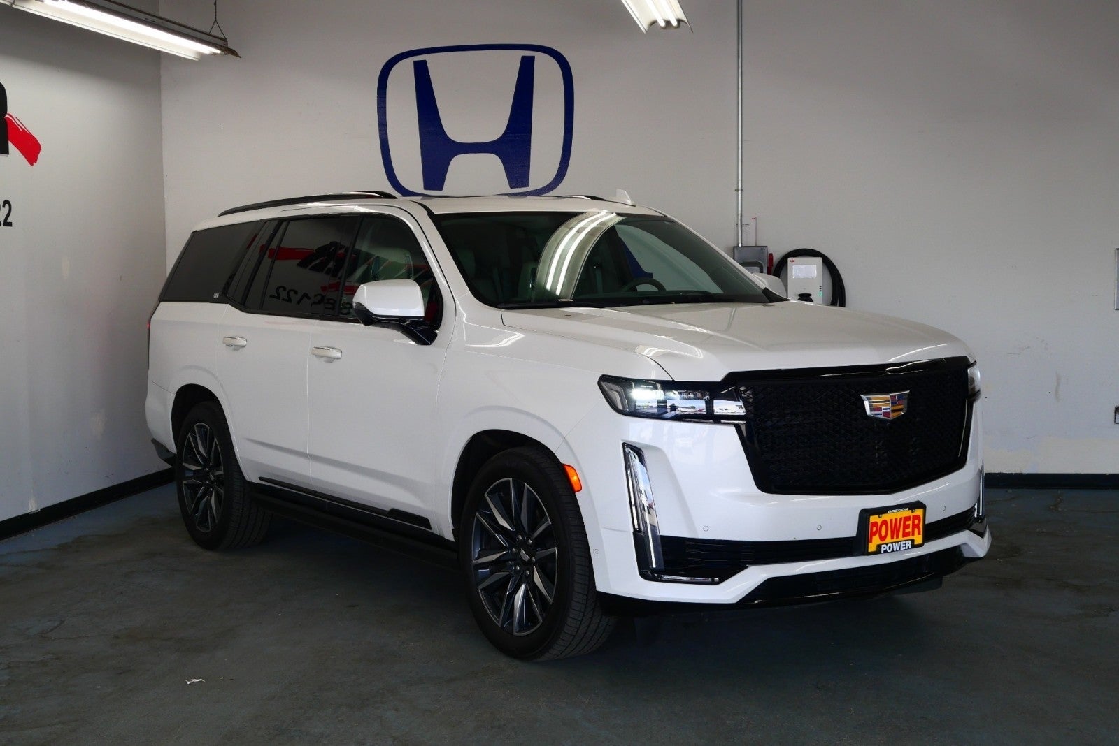 2021 Cadillac Escalade Sport Platinum