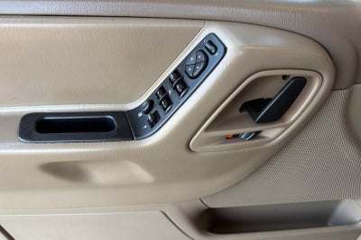 2004 Jeep Grand Cherokee Laredo