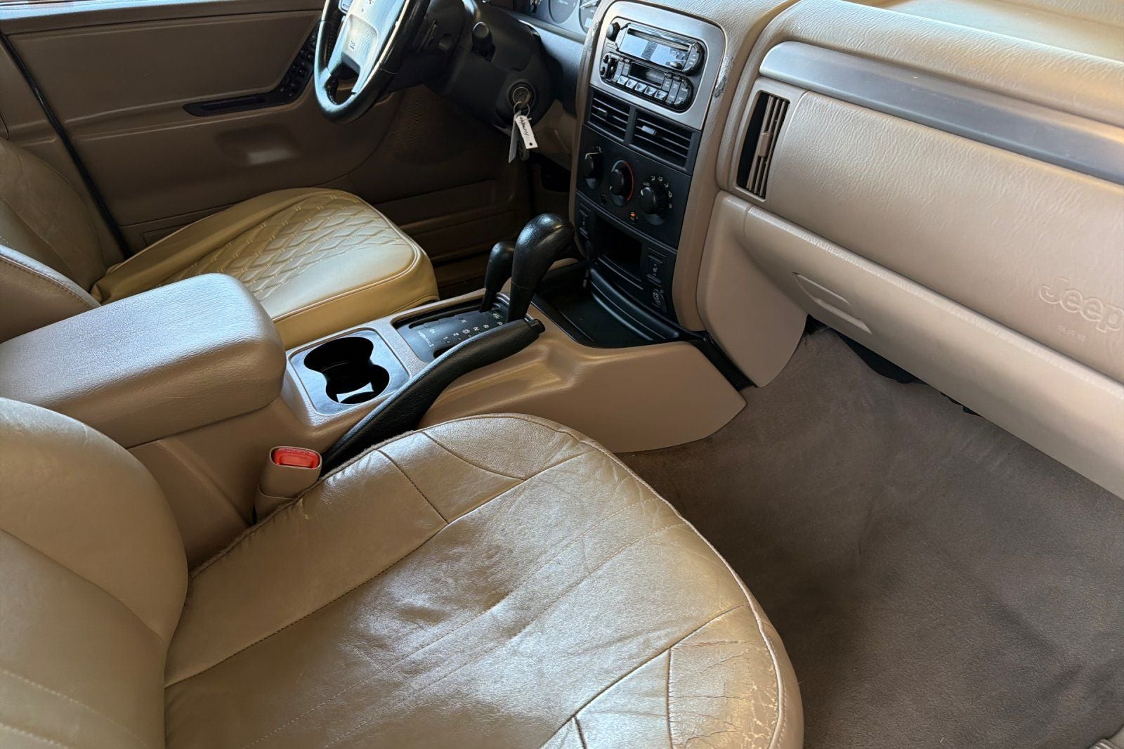 2004 Jeep Grand Cherokee Laredo