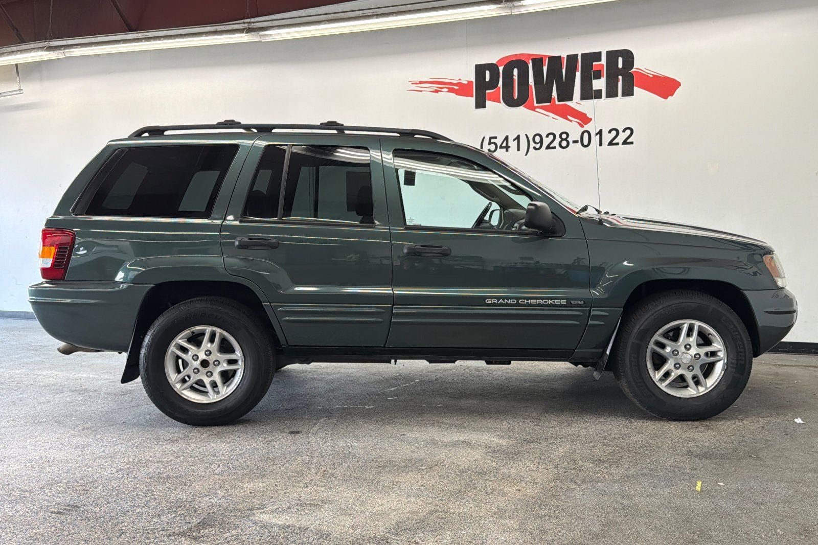2004 Jeep Grand Cherokee Laredo