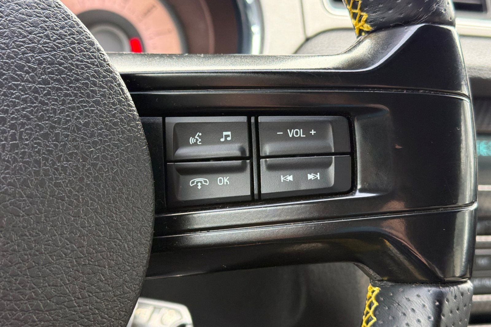 2012 Ford Mustang GT Premium