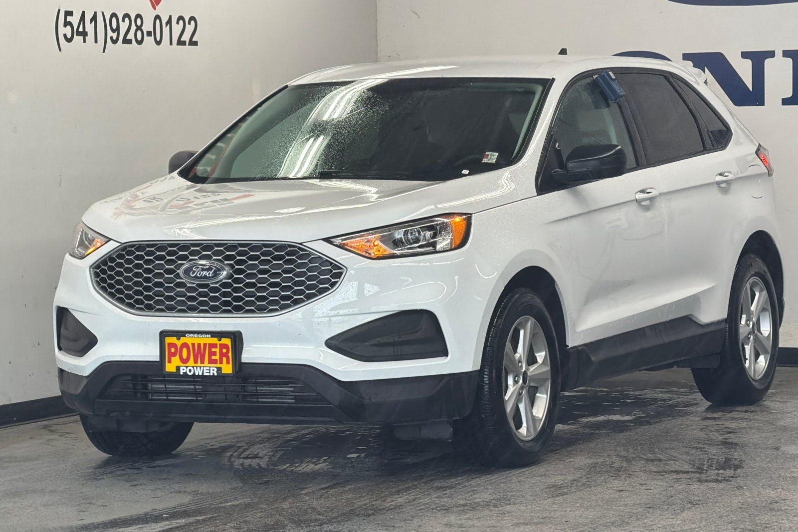 2023 Ford Edge SE